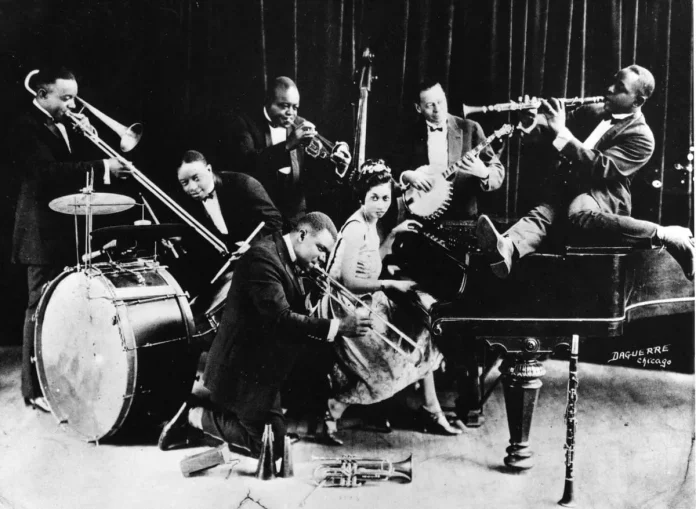 King-Olivers-Creole-Jazz-Band-Honore-Dutrey-Baby-Dodds-King-Oliver-Louis-Armstrong-Lil-Hardin-Armstrong-Bill-Johnson-Johnny-Dodds