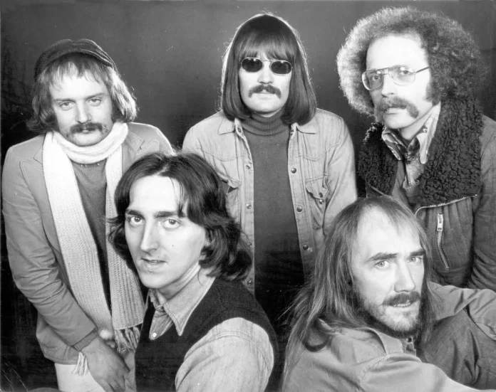 Soft-Machine-with-l-r-Karl-Jenkins-Alan-Holdsworth-Mike-Ratledge-Roy-Babbington-and-John-Marshall.-Photo-courtesy-Cuneiform-Records
